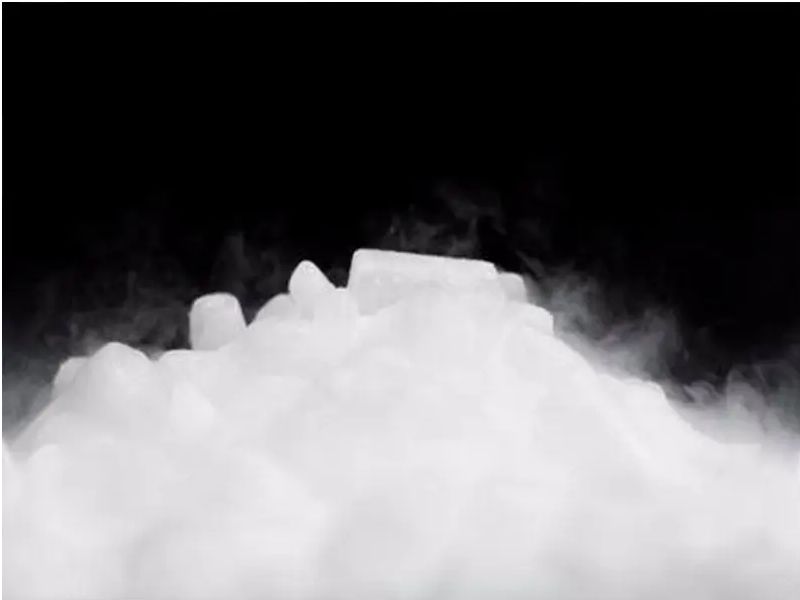 西安工業(yè)氣體公司干冰各行各業(yè)用途及注意事項有哪些？